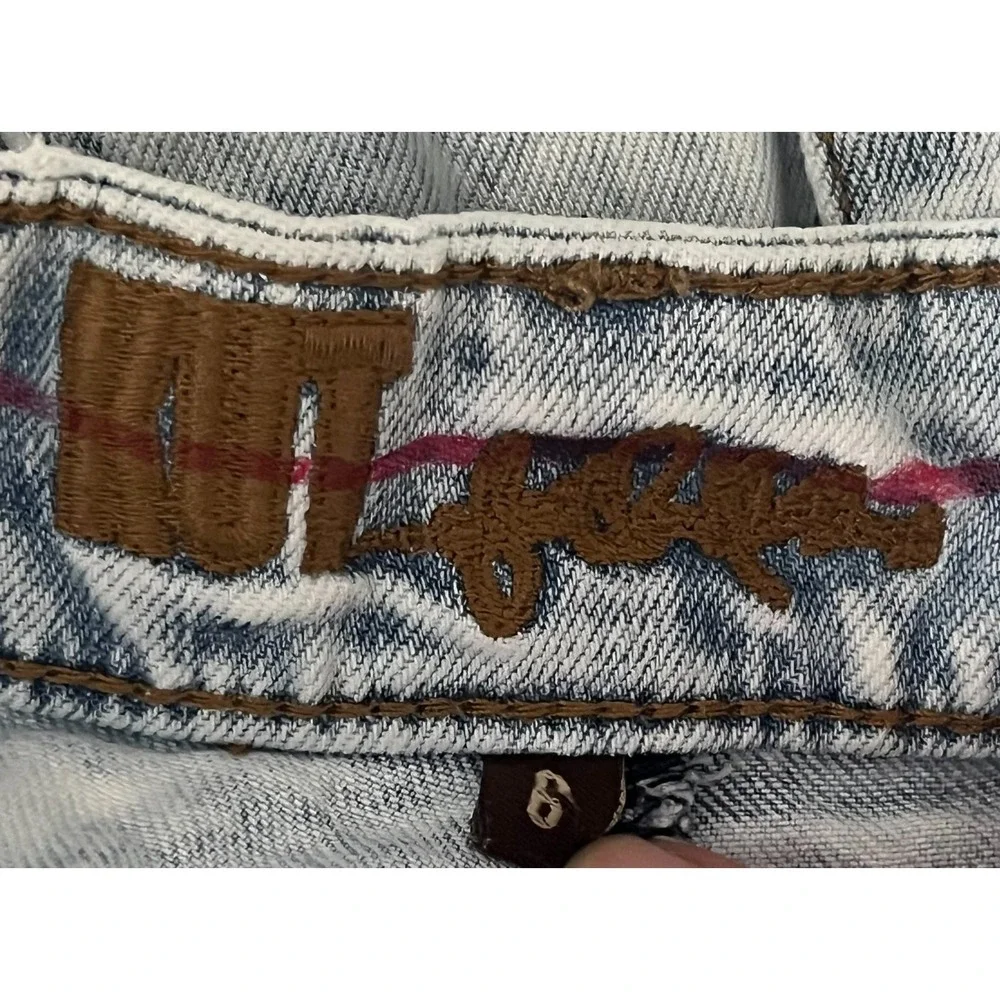 Kut From the Kloth Women's Cut Off Jean Shorts 6‎ Waist 32